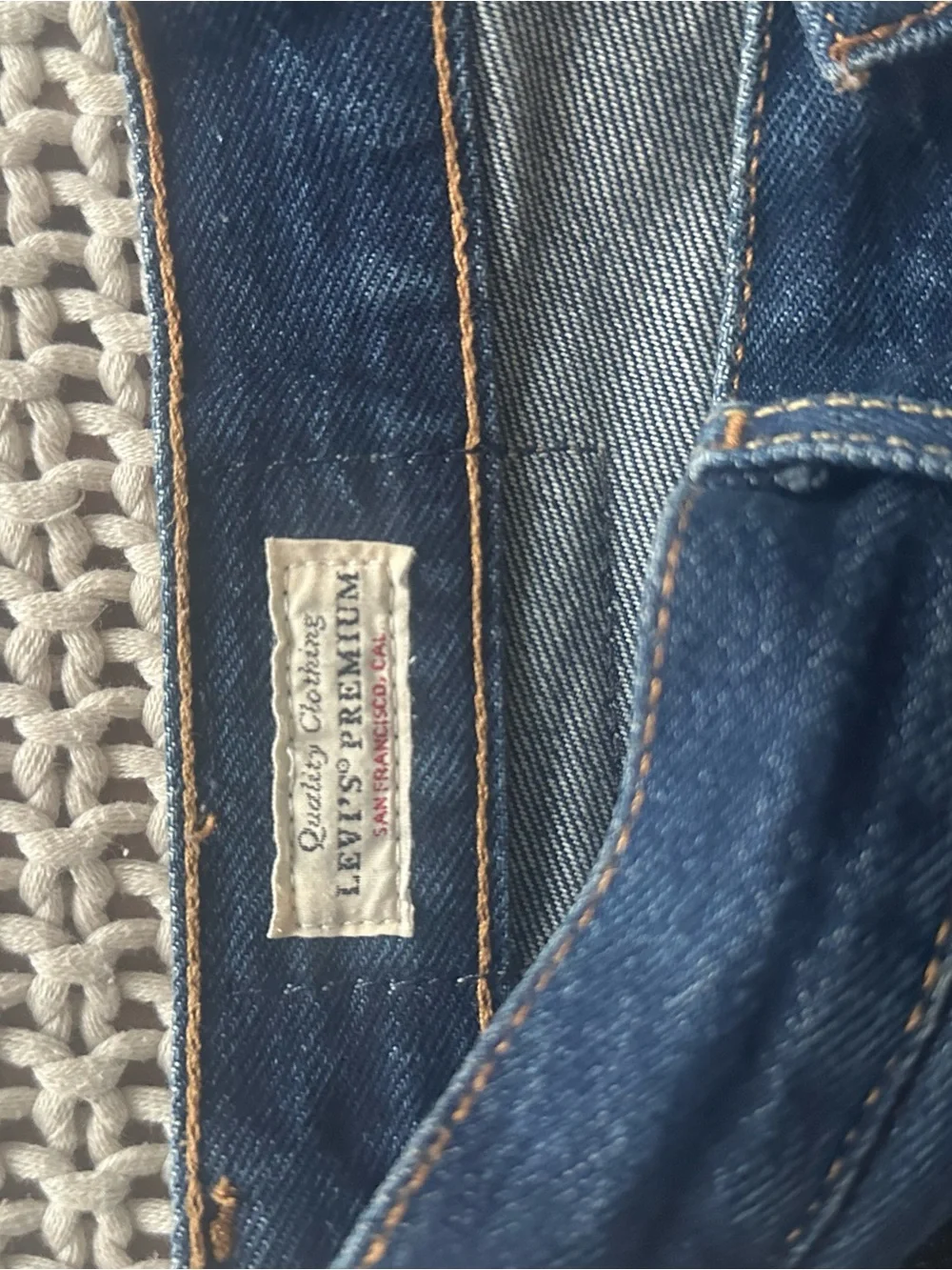 Levi’s Premium Dark Wash 501 Jeans - Picture 4 of 8